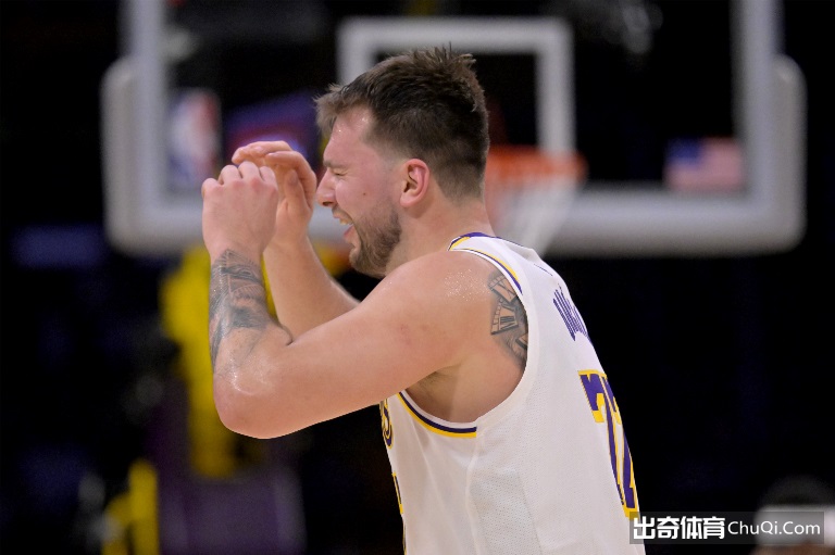 巅峰对决,斯特拉斯堡,激战巴黎圣,Ladbrokes,Sports,立博体育,体育直播,体育赛事,APP下载,官方网地址